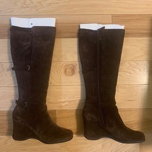 WOMENS BOOTS SIZE 8